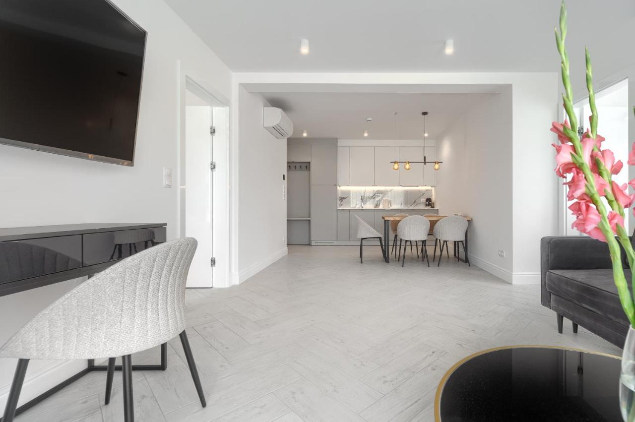 Sea & Lake - City Apartments 미엘노 외부 사진