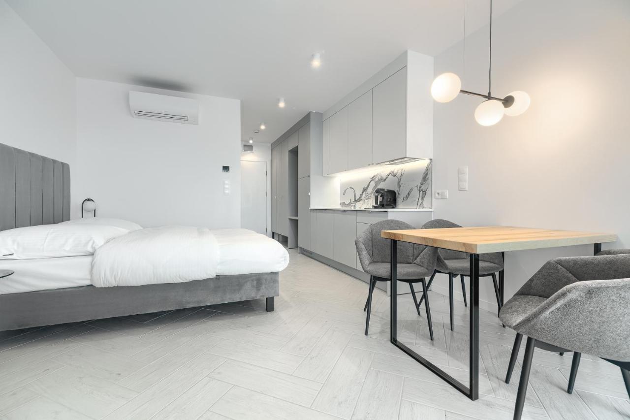 Sea & Lake - City Apartments 미엘노 외부 사진