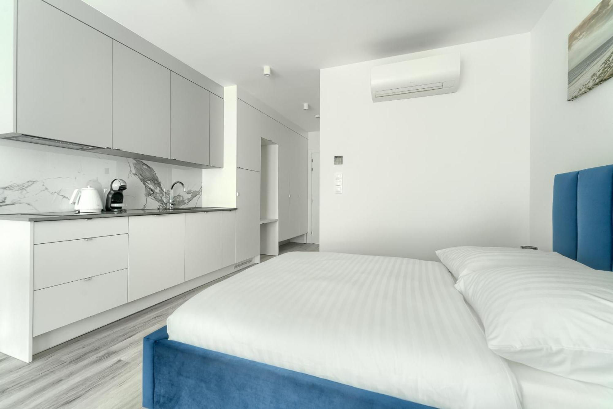 Sea & Lake - City Apartments 미엘노 외부 사진
