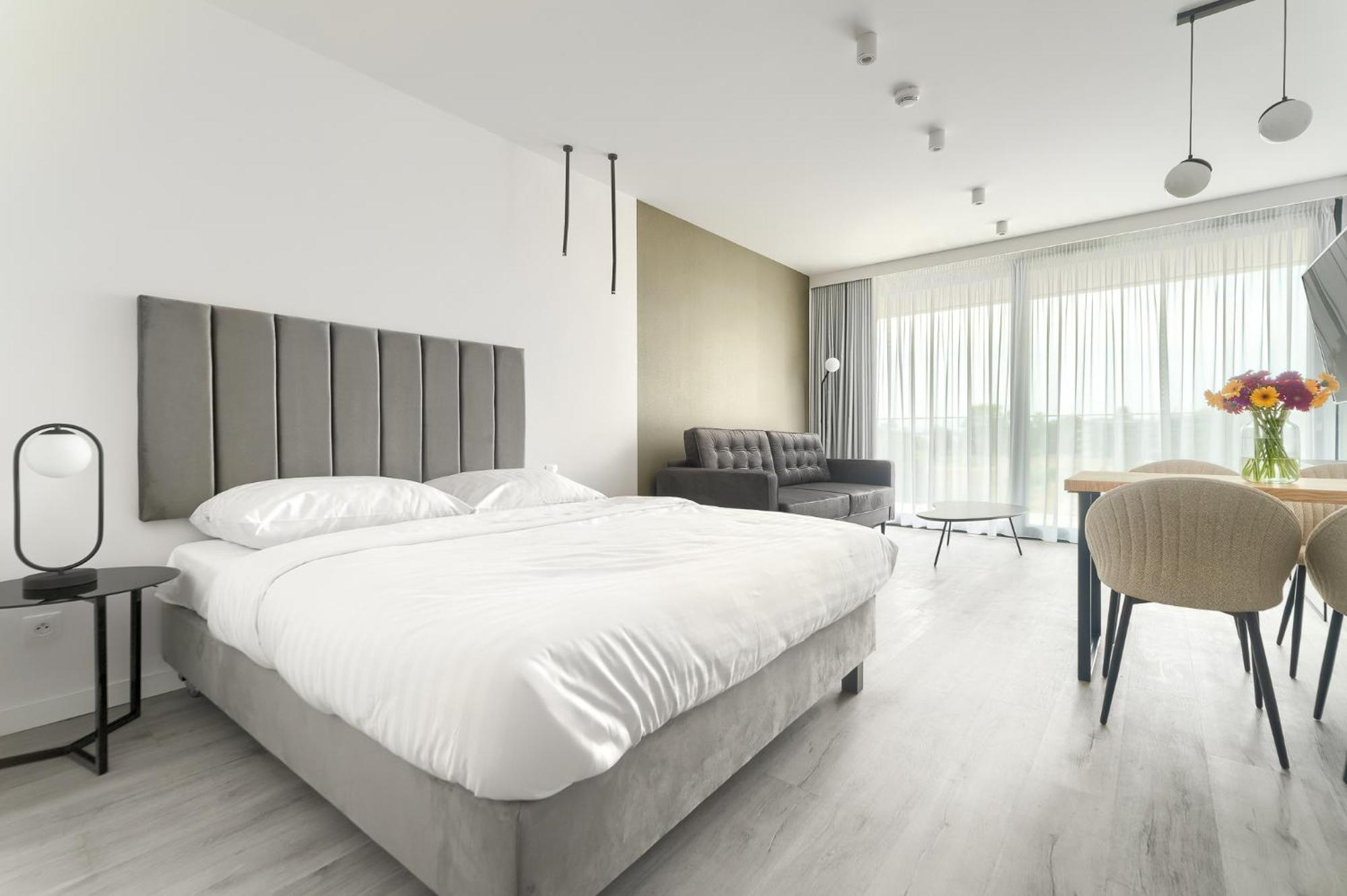 Sea & Lake - City Apartments 미엘노 외부 사진