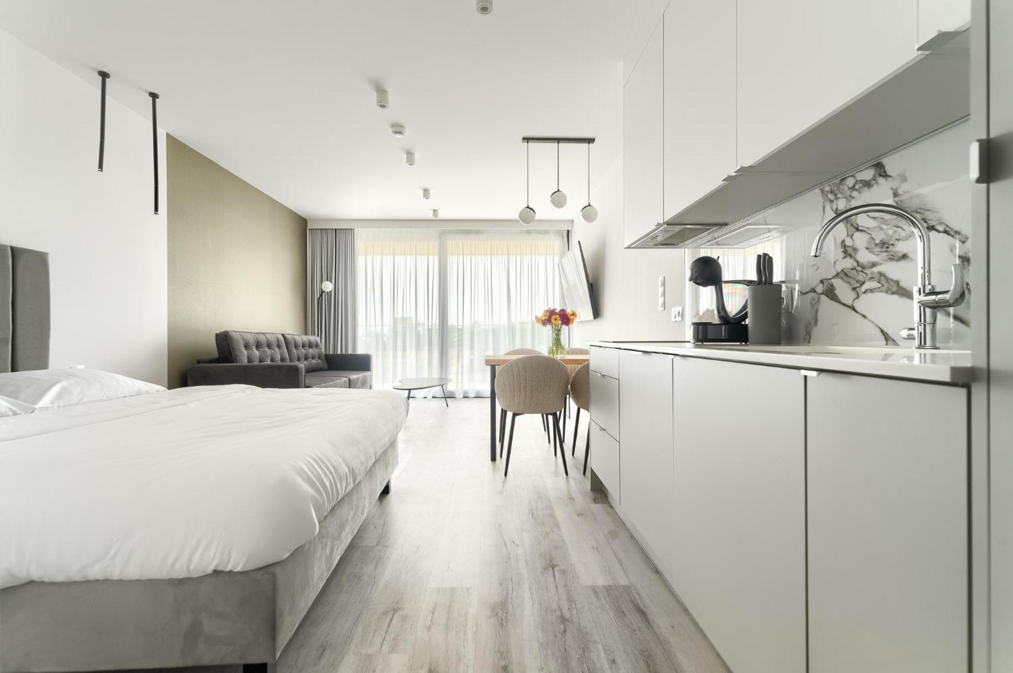 Sea & Lake - City Apartments 미엘노 외부 사진