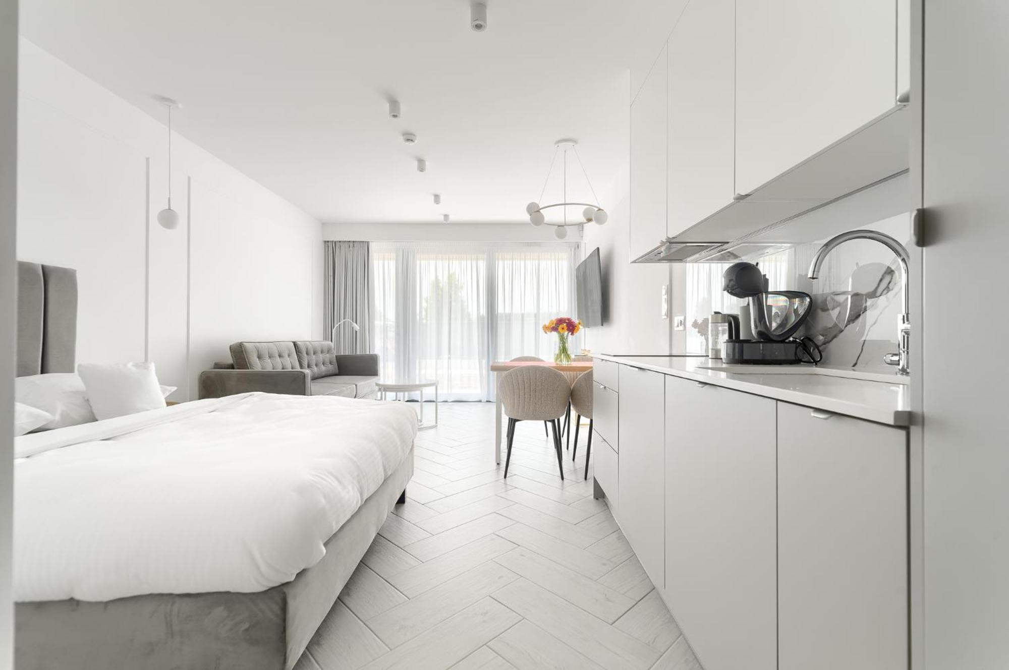 Sea & Lake - City Apartments 미엘노 외부 사진