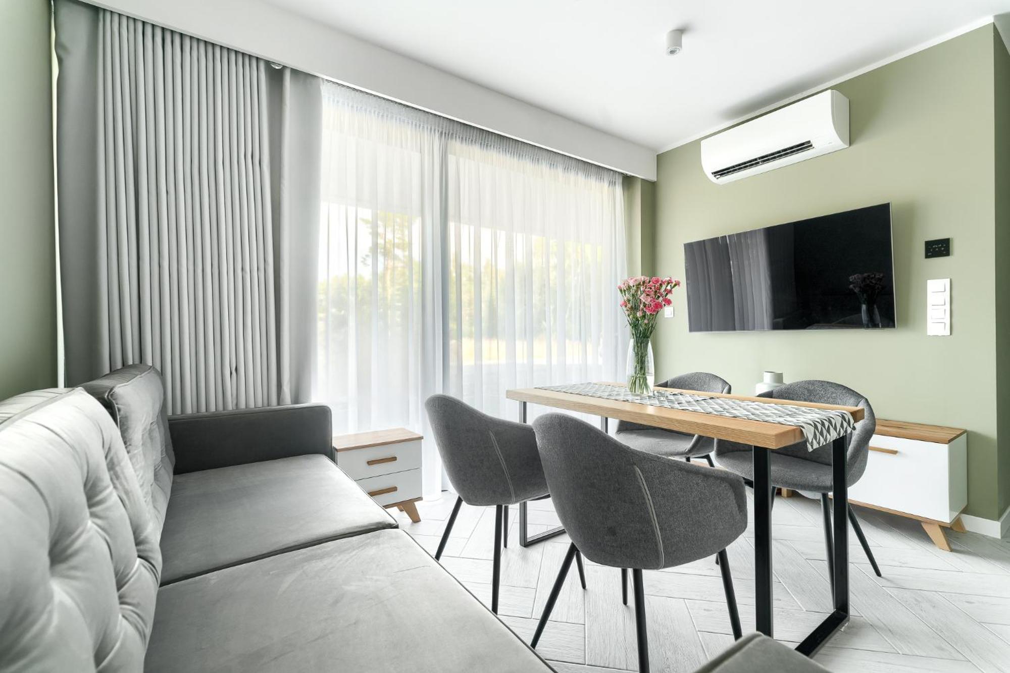 Sea & Lake - City Apartments 미엘노 외부 사진