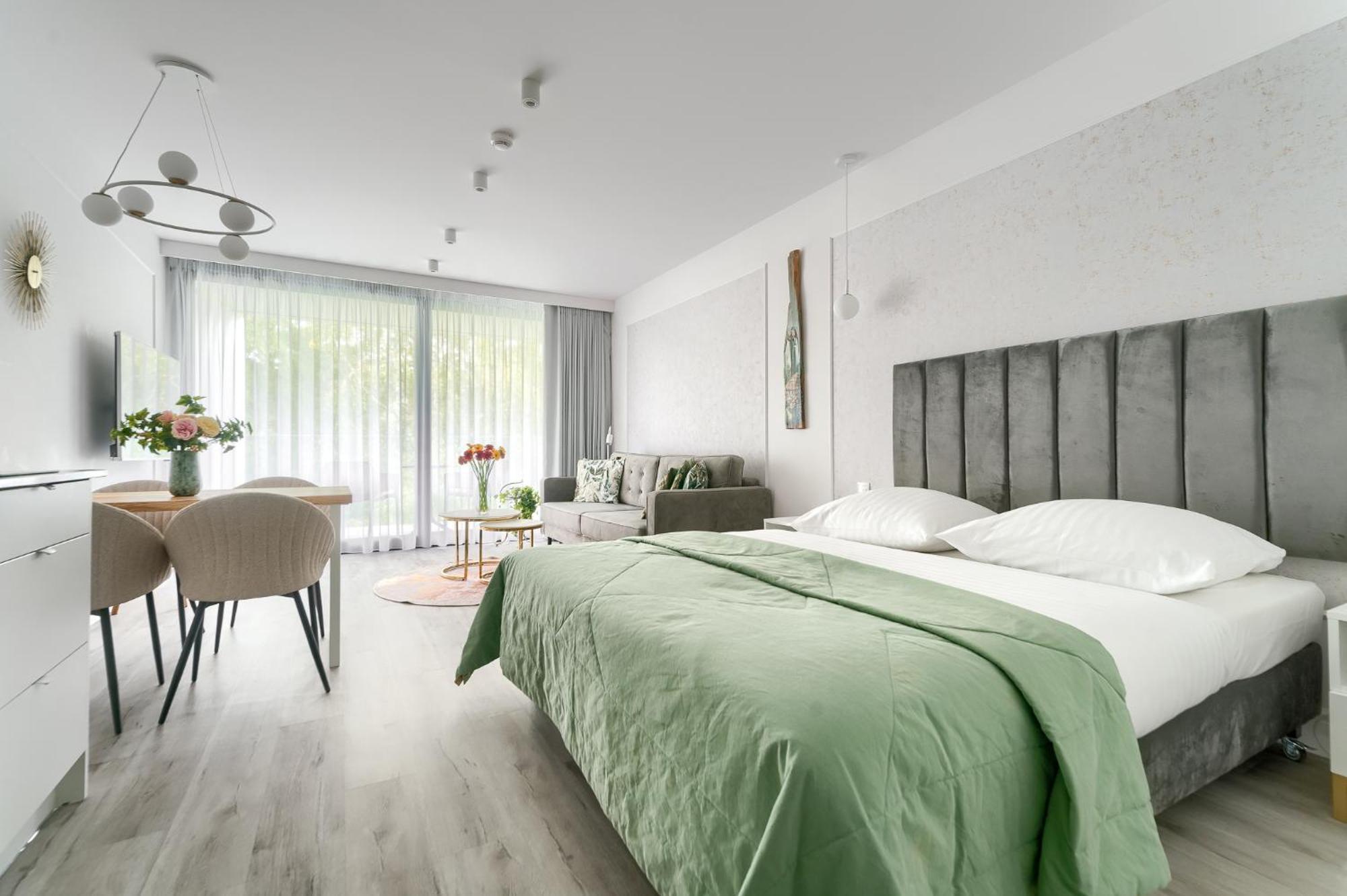 Sea & Lake - City Apartments 미엘노 외부 사진